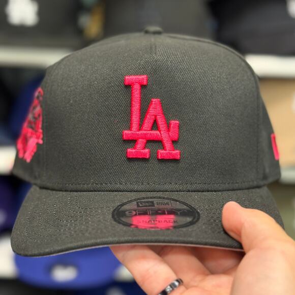 New Era LA Dodgers '50th Anniversary' A-Frame 9FIFTY Snapback Black-Pink - Picture 3 of 4